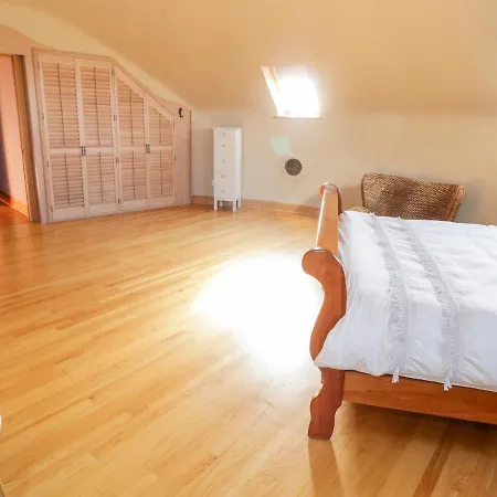 Semesterbostad Baile Na Cille *